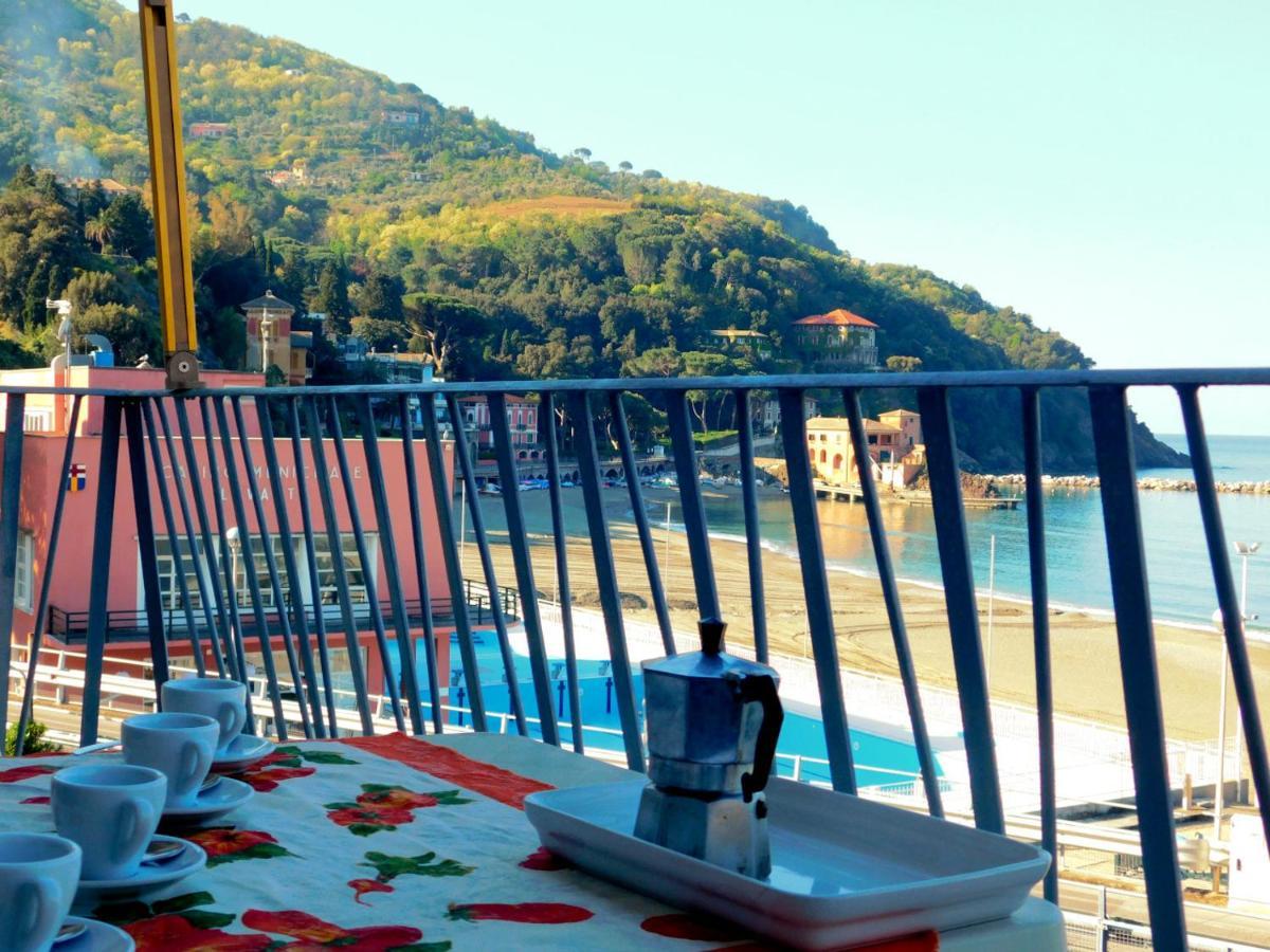 Bilocale Con Favolosa Vista Mare Levanto Kültér fotó